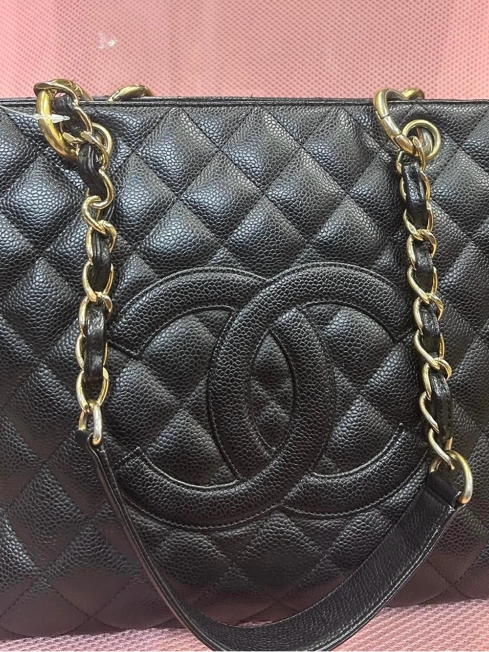 CHANEL Black Quilted Caviar Leather Shoulder Bag with Gold Chain
